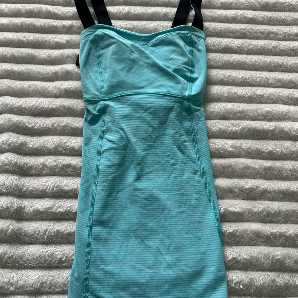 lululemon turquoise athletic top